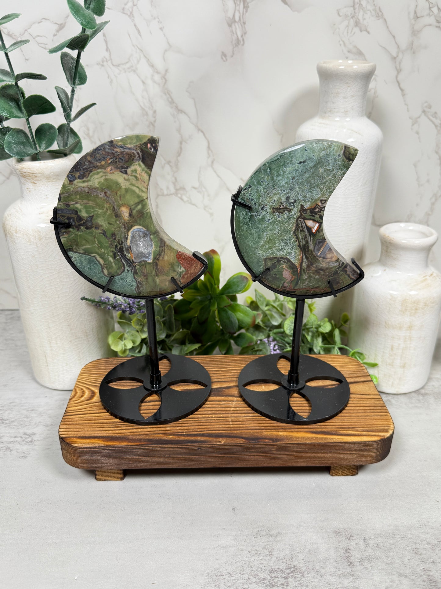 Green Money Agate Lunas | Moons