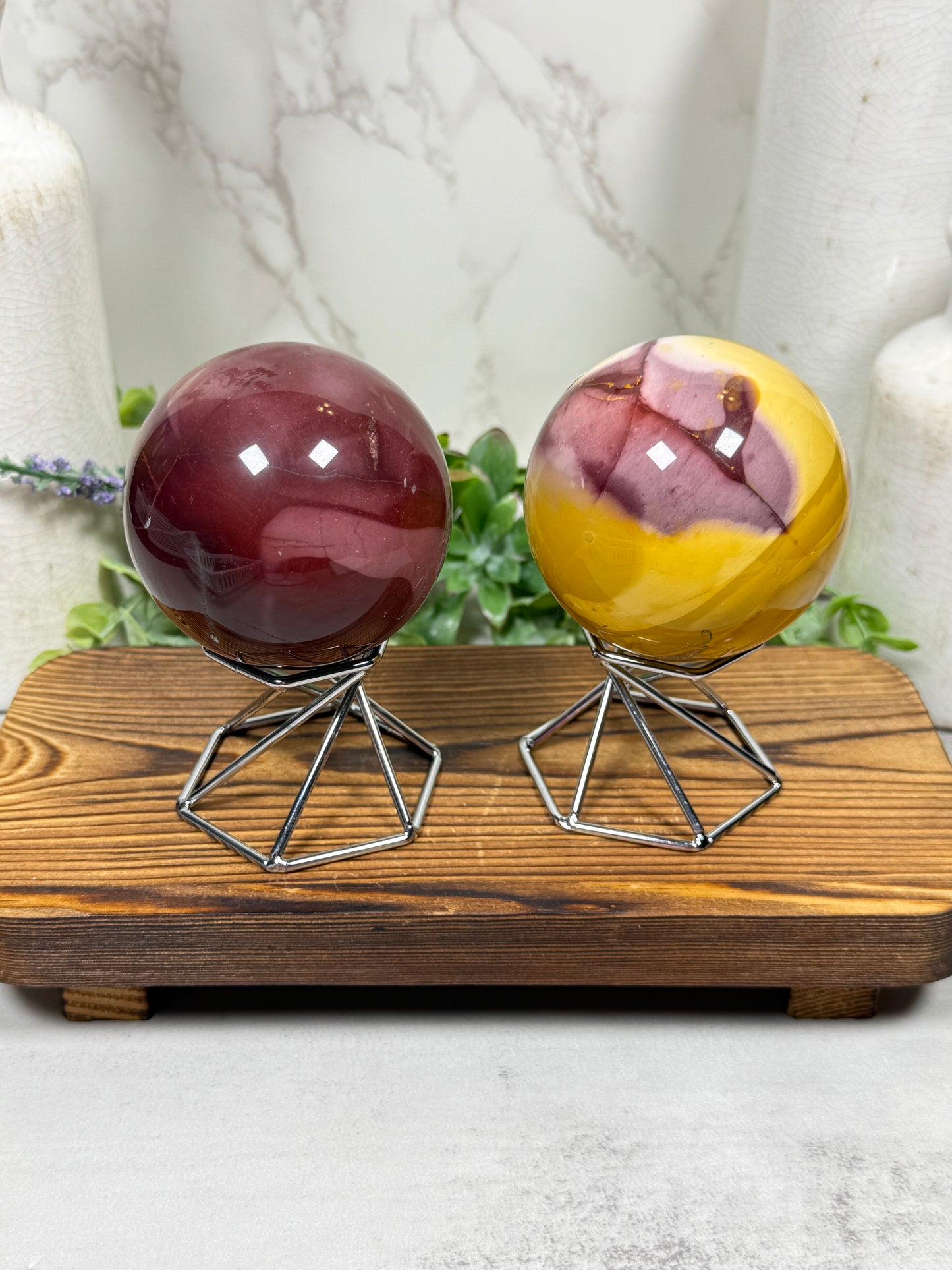 Mookaite Spheres
