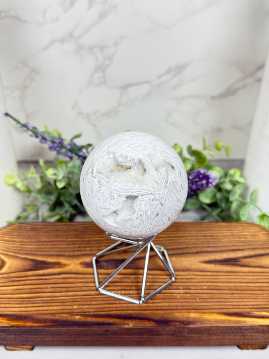 White Lace Spheres