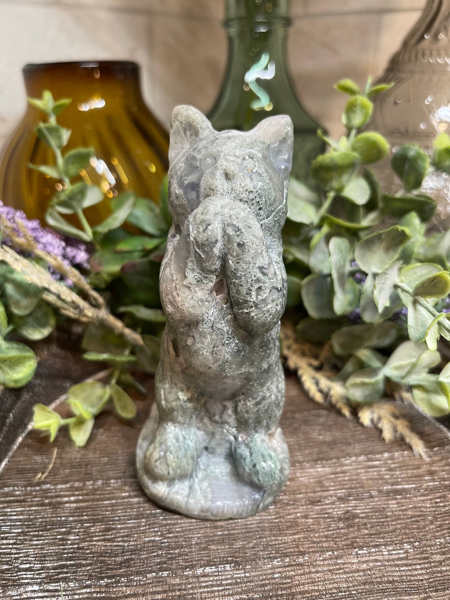 Kitty Crystal Carving