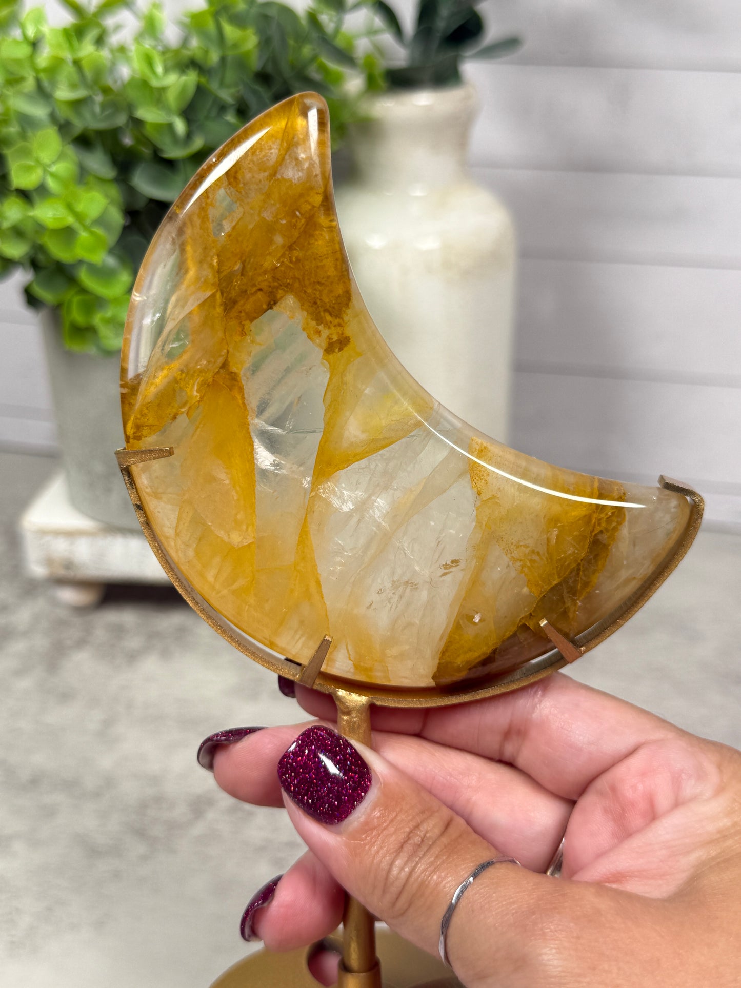 Golden Healer Moons | Lunas