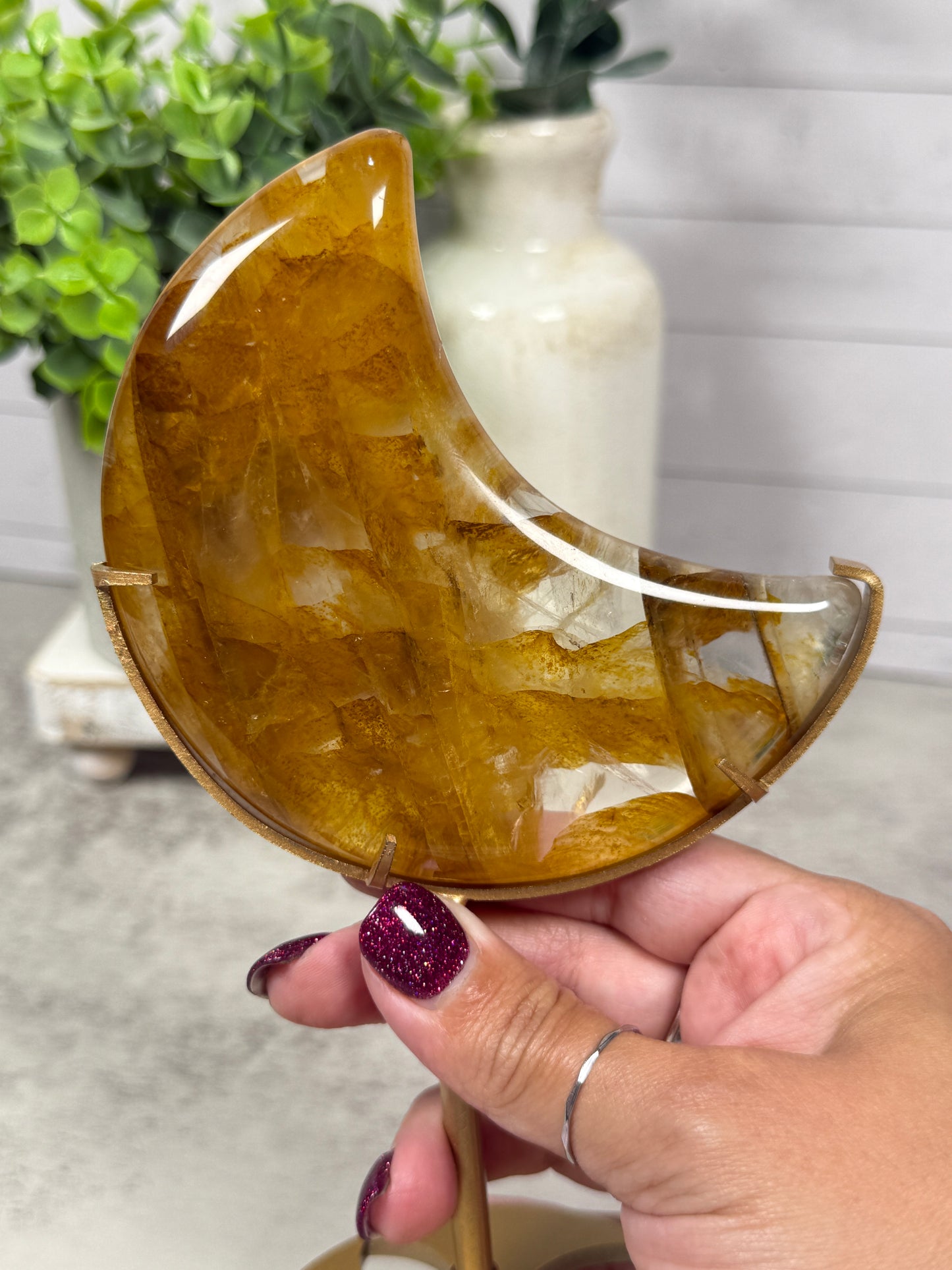 Golden Healer Moons | Lunas