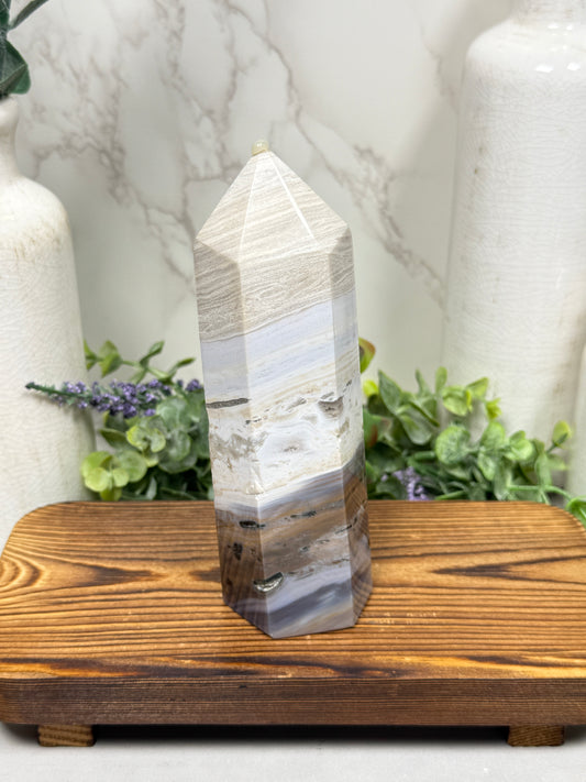 Beachy Ocean Jasper Tower