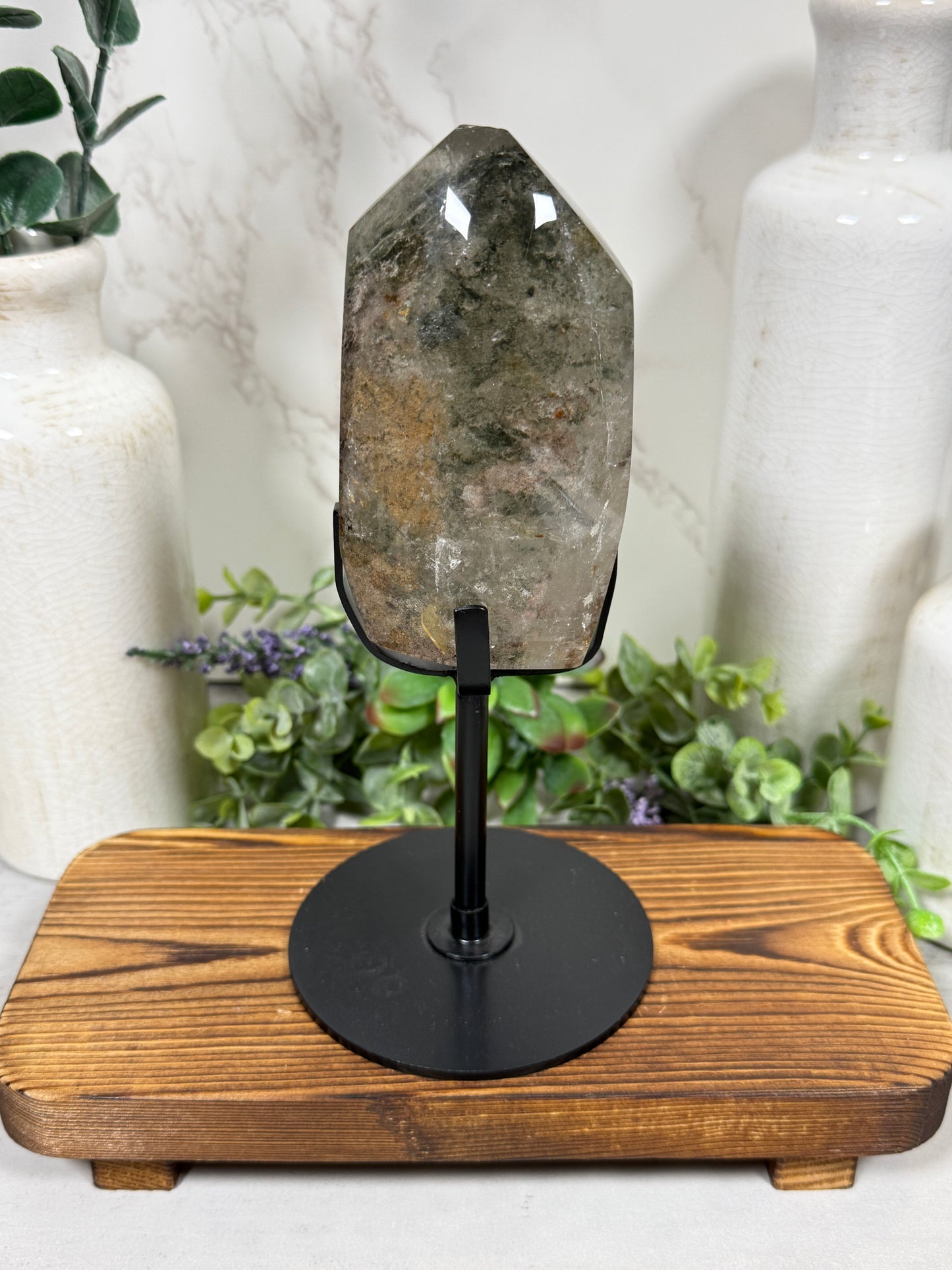 Garden Quartz on Stand