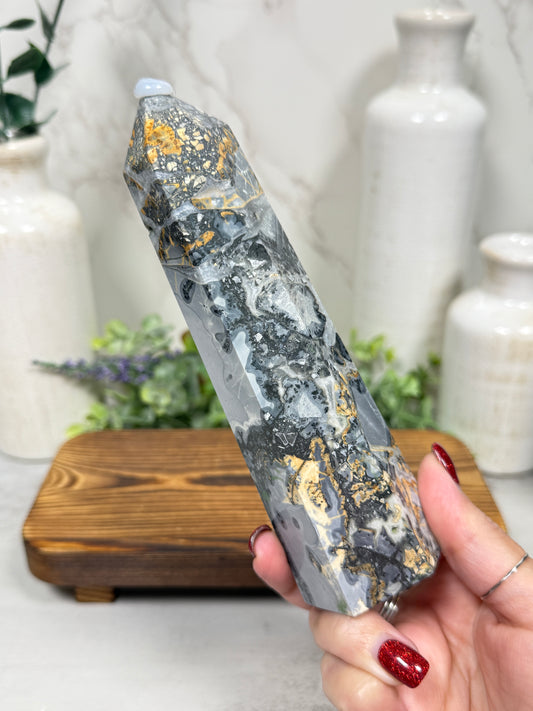 Gray Maligano Jasper Towers