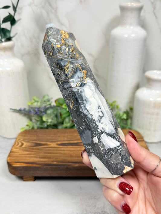 Gray Maligano Jasper Towers