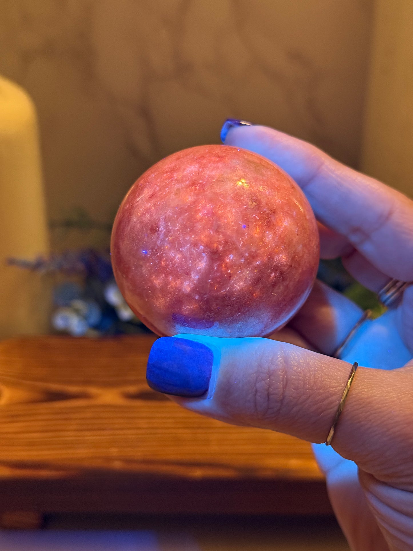 Thulite Spheres (UV)