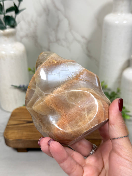 Peach Moonstone Flame