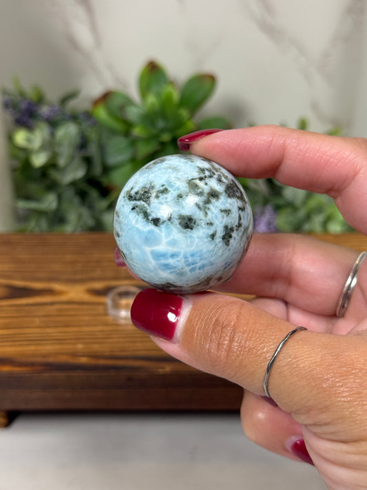 Larimar Spheres