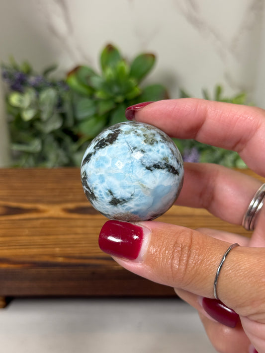 Larimar Spheres