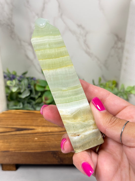 Pistachio Calcite Towers