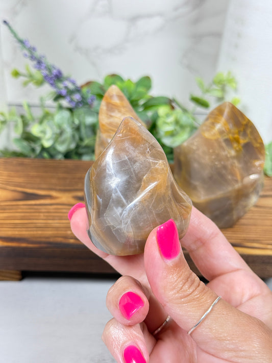 Peach Moonstone Flames
