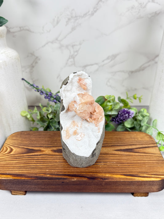 Pink Stilbite on Apophyllite