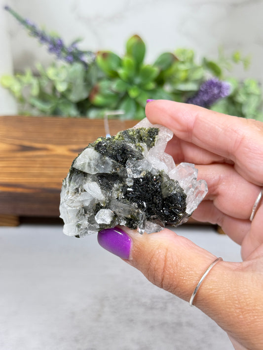 Epidote in Quartz