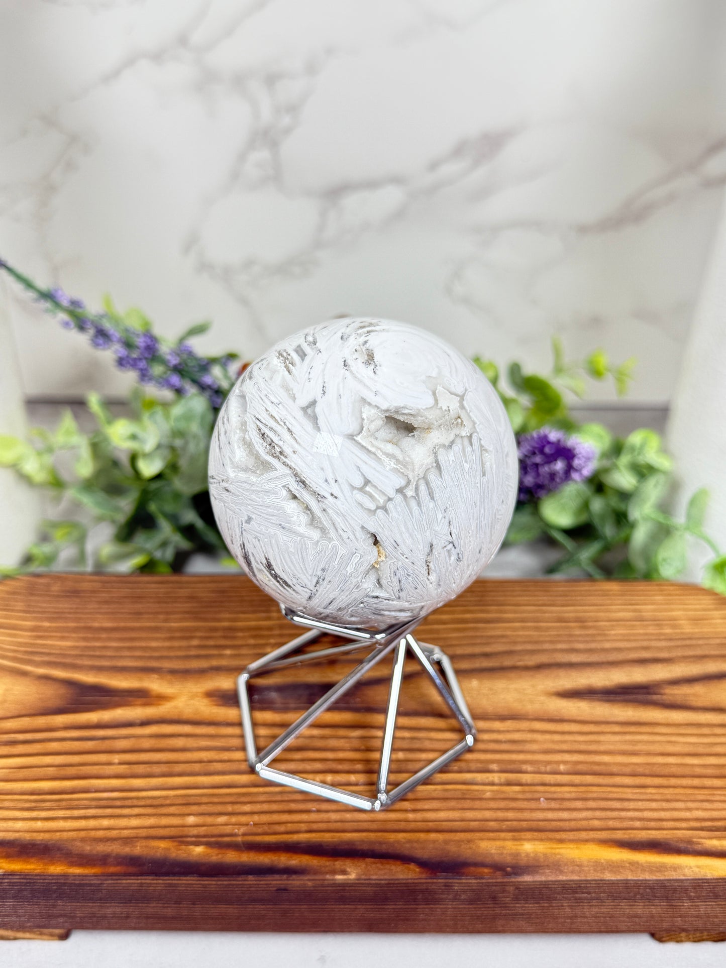 White Lace Spheres