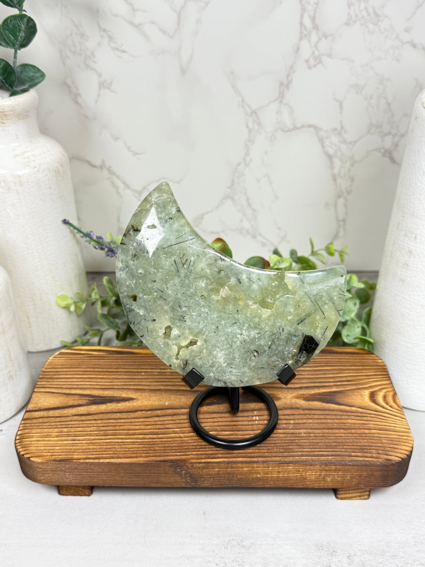 Prehnite Luna